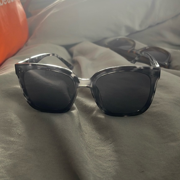 Sunglasses - Picture 1 of 2